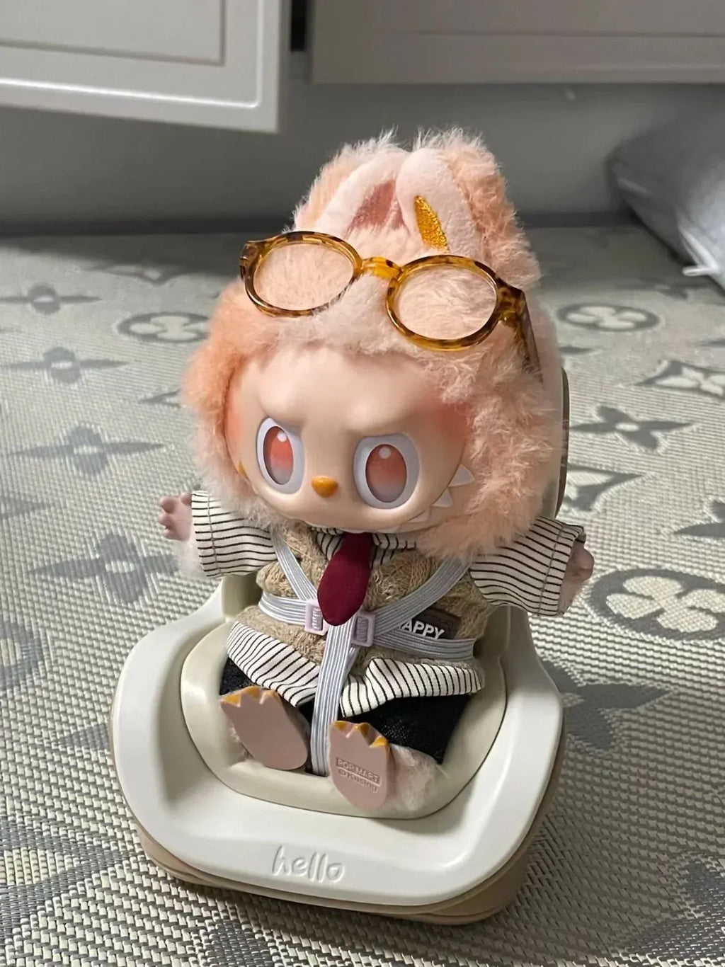 15-17cm doll Seat  3.0 Labubu car seat safety Seat Cute Doll Air Outlet high-grade Car Interior Decoration car seat