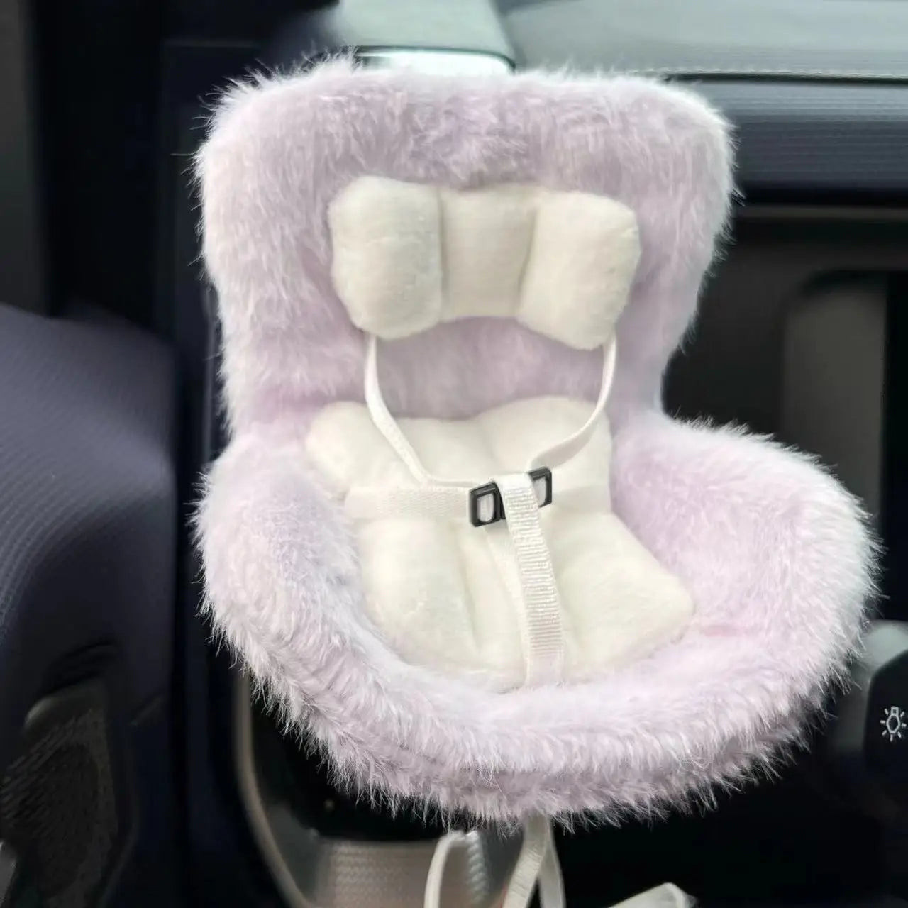 Labubu Plush Car Safety Seat Be Suitable for V1 V2 V3 Labubu Cute Car Air Outlet Decoration Doll Accessories Birthday Gift